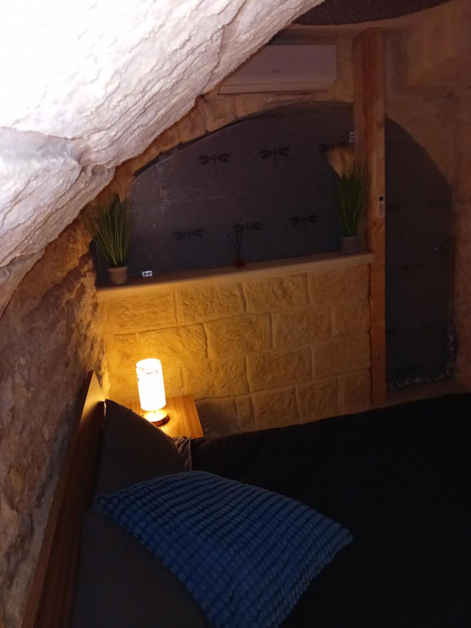 B & B La Grotta Bisceglie Exterior foto